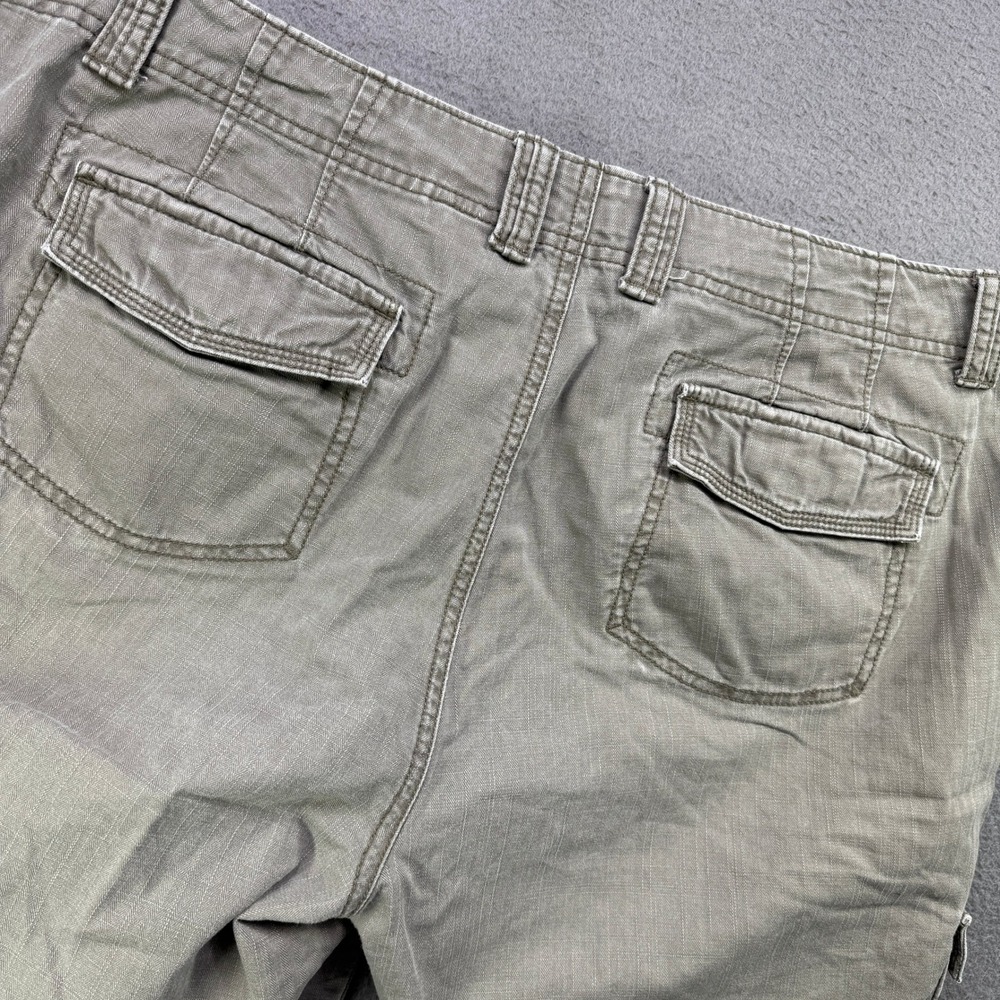 Eddie Bauer Cargo Shorts Women 16 Olive Green Cotton Hiking Outdoor Trail Pocket - Picture 2 of 11